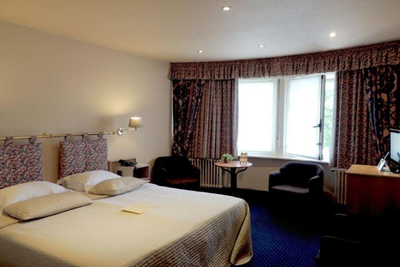 Hotel Pannenhuis Brugge ภายนอก รูปภาพ