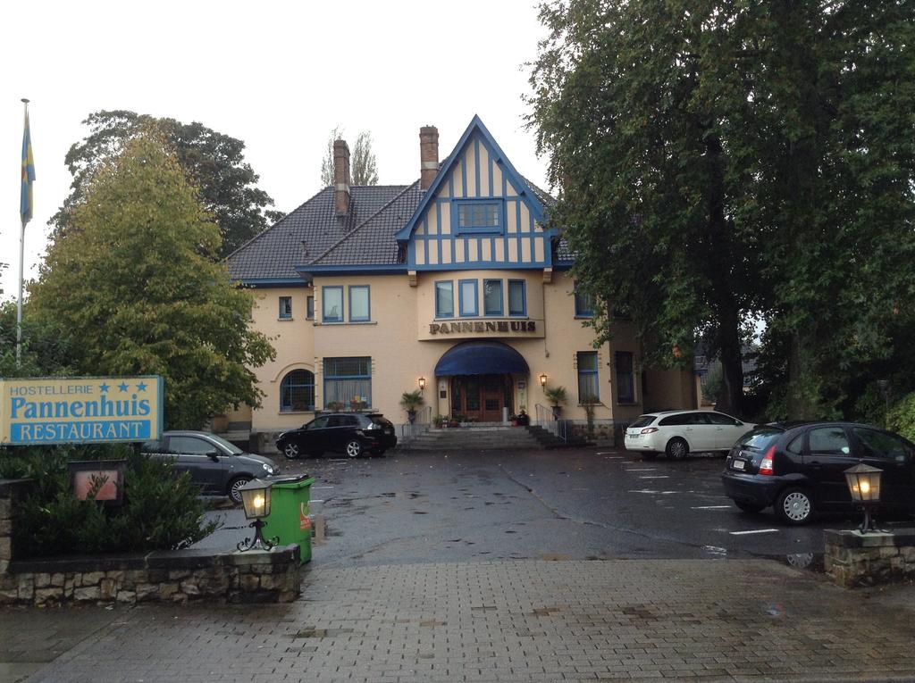 Hotel Pannenhuis Brugge ภายนอก รูปภาพ