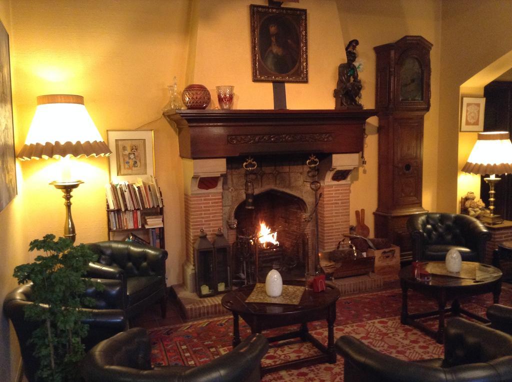 Hotel Pannenhuis Brugge ภายนอก รูปภาพ